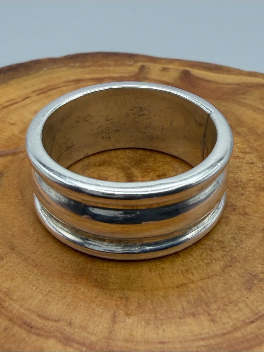 10mm Sterling Silver Men's Band Ring - Classic Polished Design - Size 7.75 -9.9g